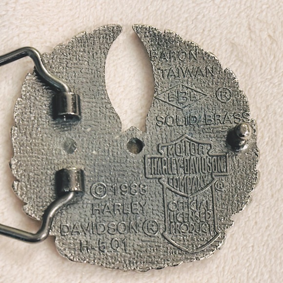 Vintage 1983 Harley Davidson Brass Belt Buckle - Picture 3 of 5